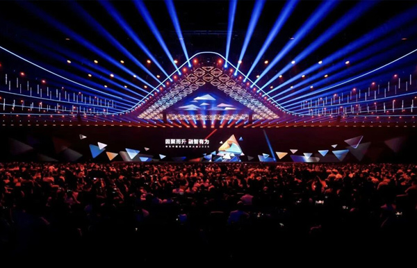 長亮科技亮相華為中國合作伙伴大會2026，雙獎加冕彰顯生態價值共振